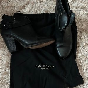 Authentic Rag & Bone Harrow Ankle Boot black leather bootie with duster.